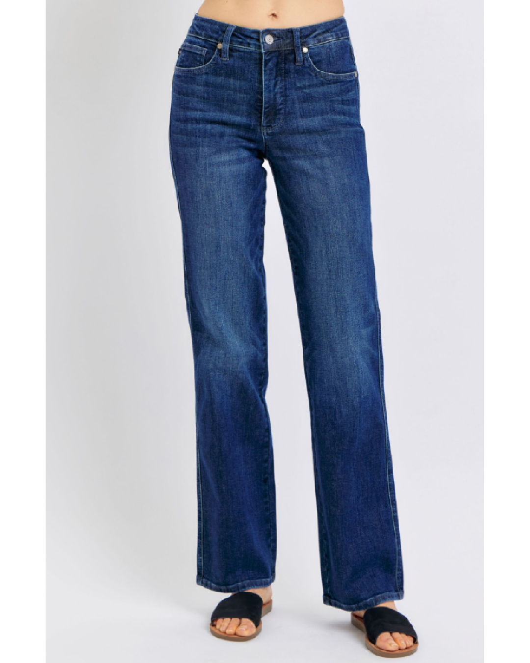 Mid-Rise | Straight | Tummy Control Jeans