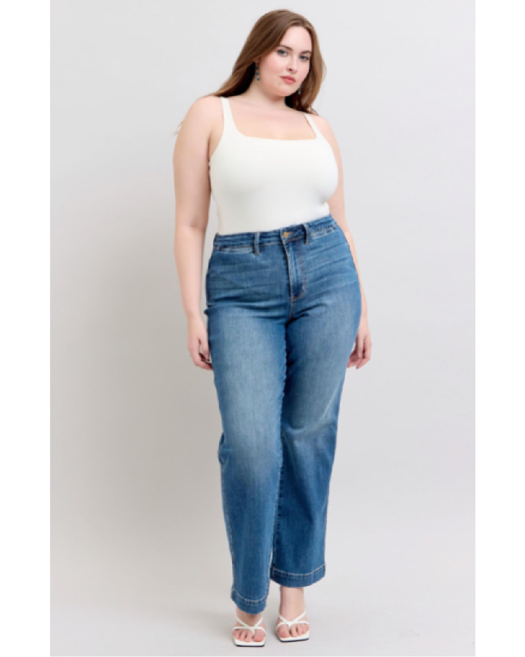 High Waist | Straight | Contrast Thread Jeans