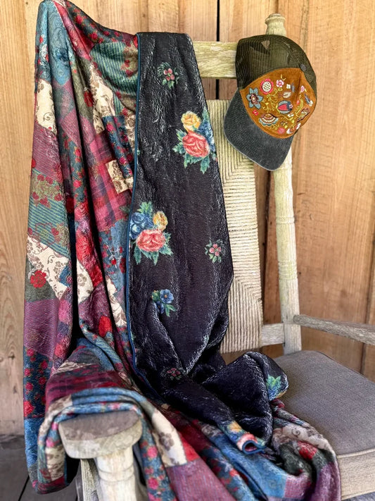 Double-Sided Cozy Throw Blanket