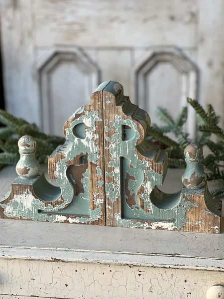 Old World Corbel Bookends