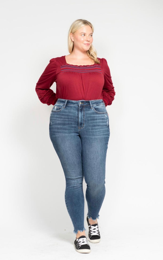 HW | Skinny | Shark Bite