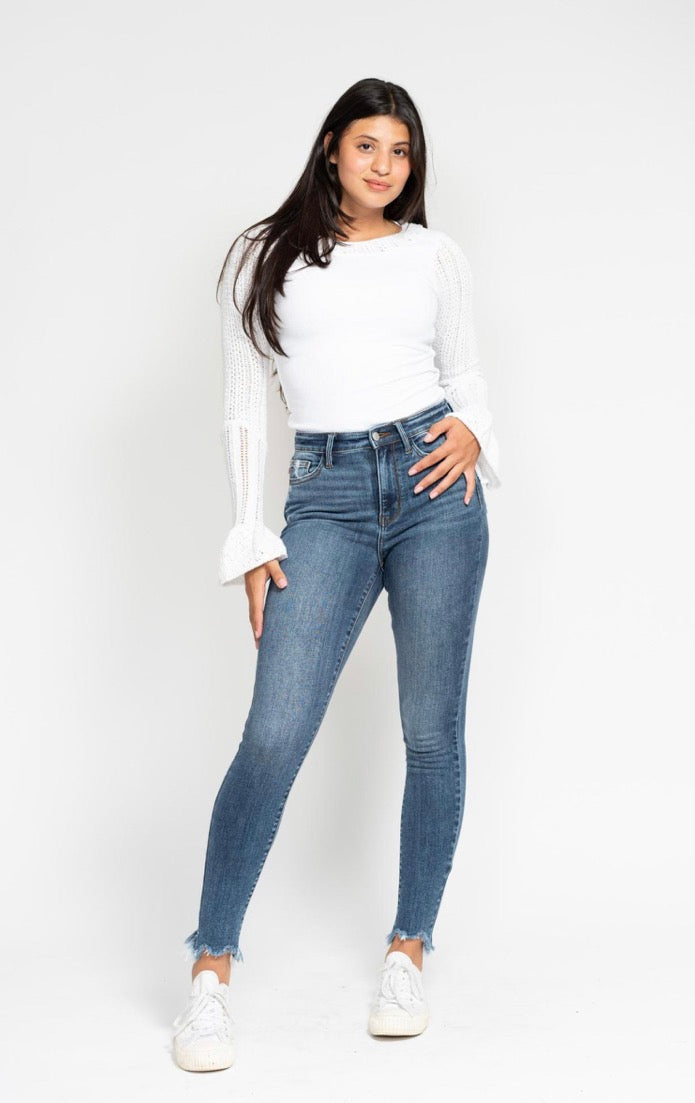 HW | Skinny | Shark Bite