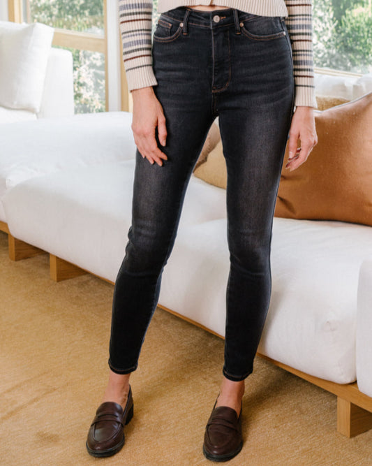 High Waist | Skinny | Tummy Control Black Jeans