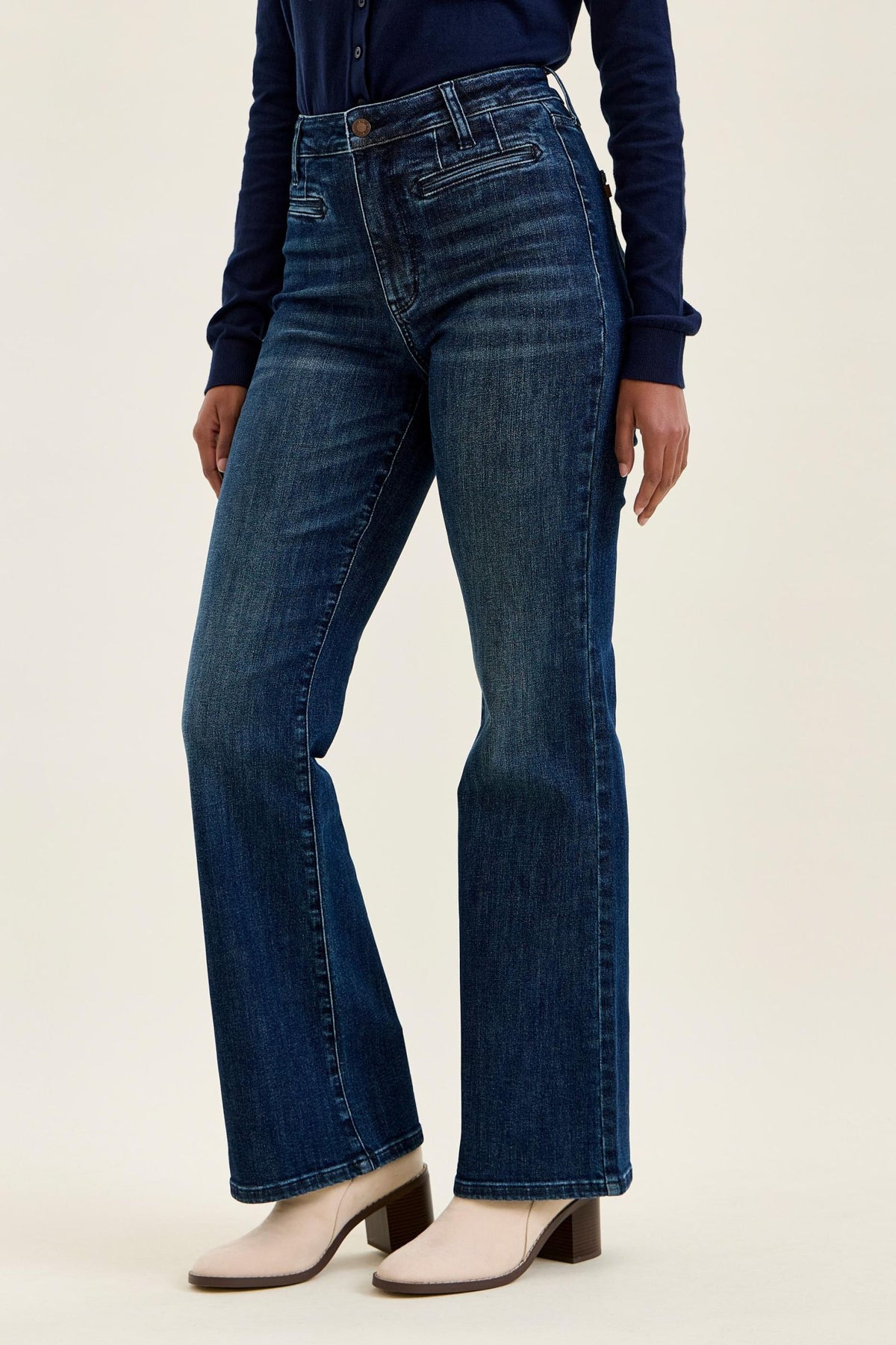 HW | Alex Boy Bootcut | Tummy Control