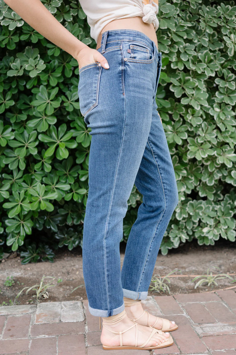 Mid-Rise | Boyfriend | Vintage Wash Non-Destroy Jeans