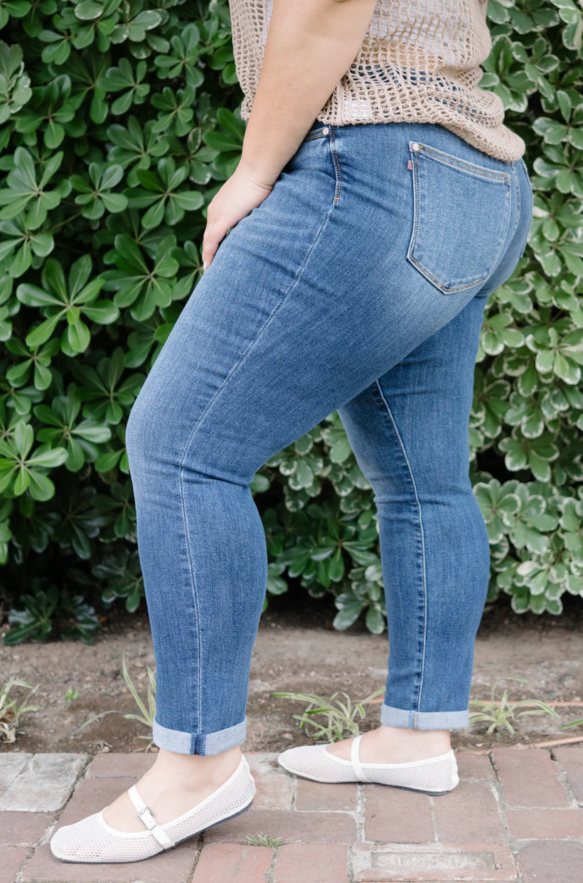 Mid-Rise | Boyfriend | Vintage Wash Non-Destroy Jeans