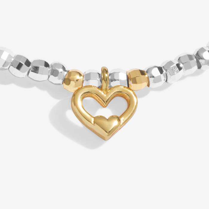 A Little Sparkle ’Wonderful Mom’ Bracelet