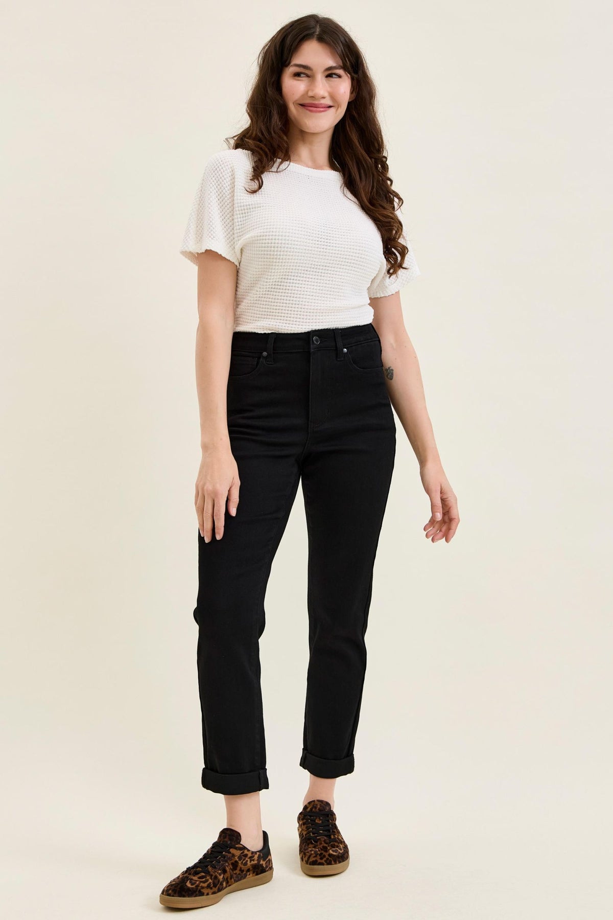 HW | Tara Girlfriend | Black