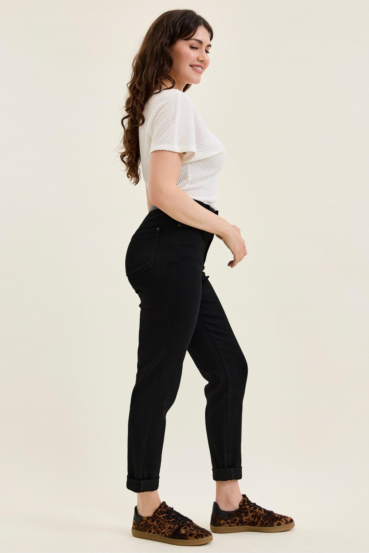 HW | Tara Girlfriend | Black