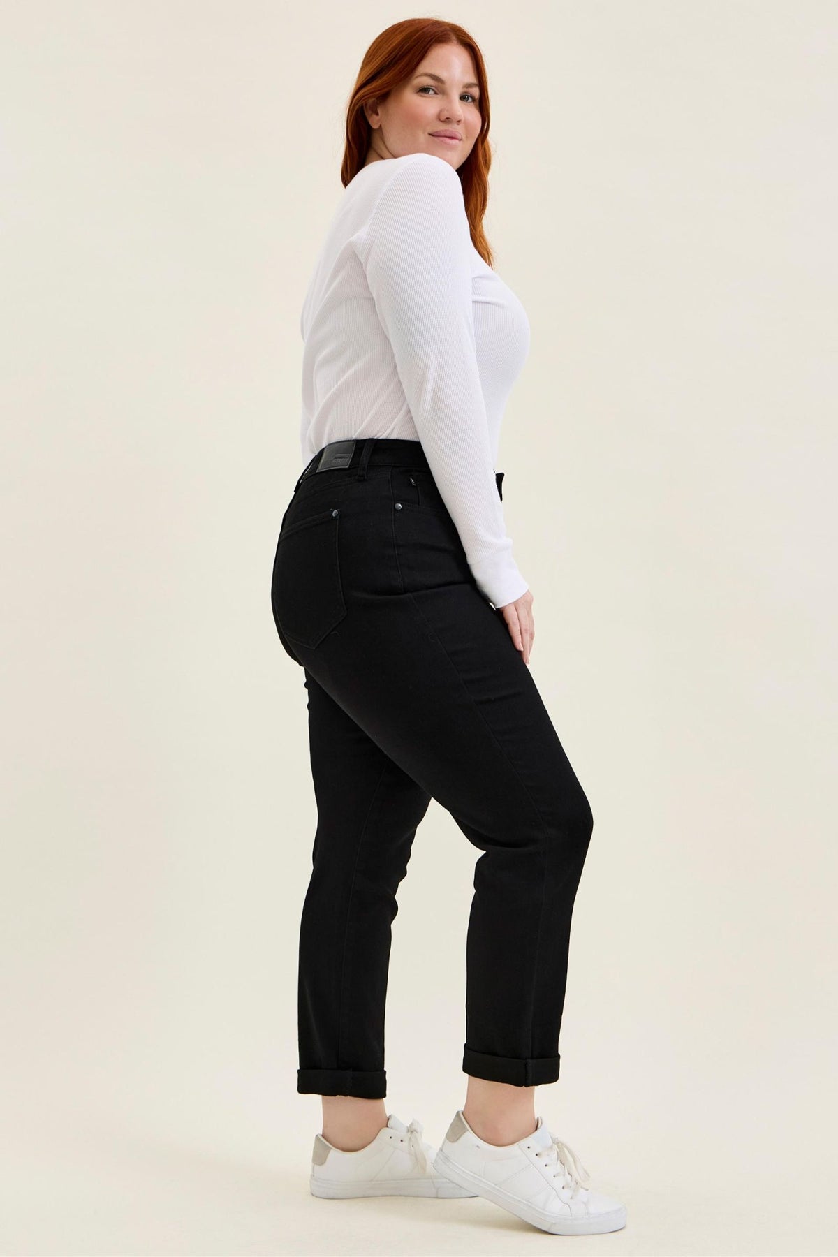 HW | Tara Girlfriend | Black
