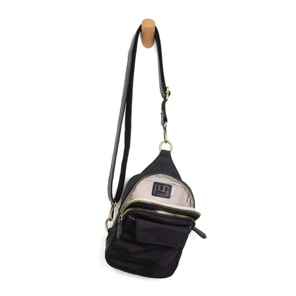 Celia Travel Sling