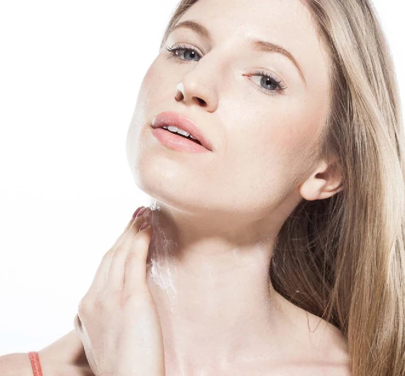 Moon Dip® Back To Youth Ageless Mousse for Hands