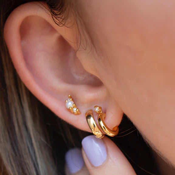 Lucie Pearl Studs