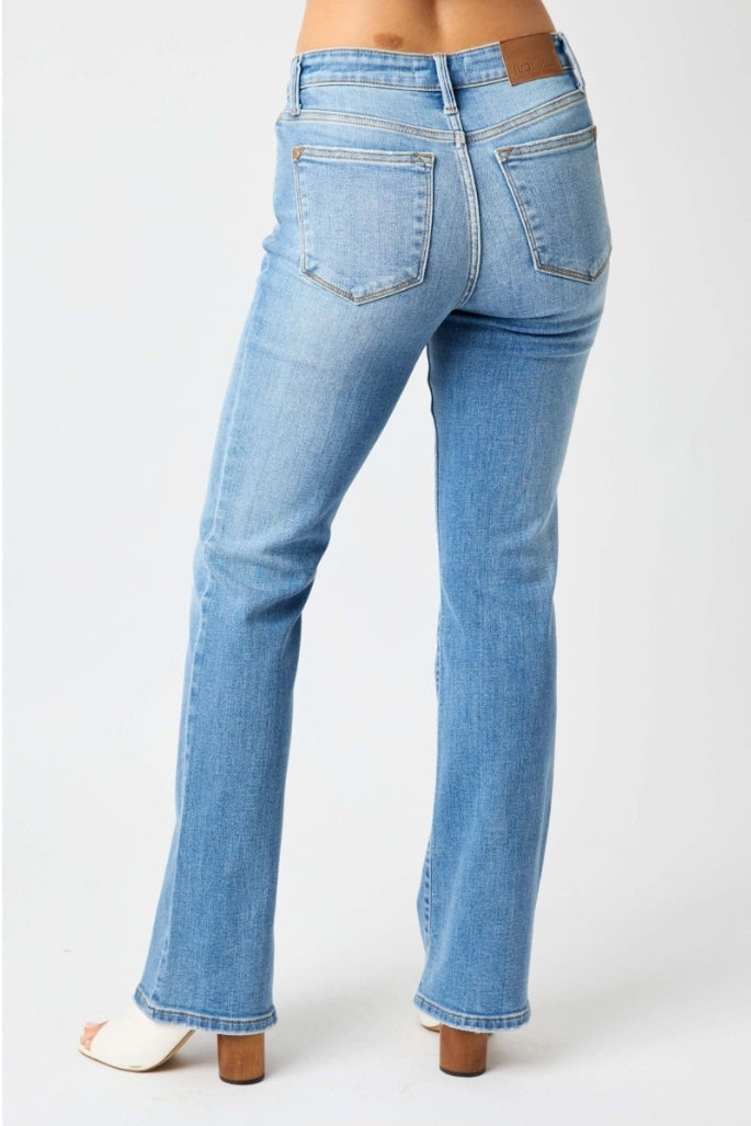 Mid Rise | Bootcut | Vintage Jeans