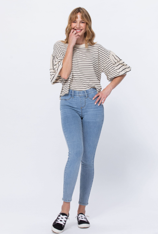 Mid-Rise | Skinny | Pull On Jegging