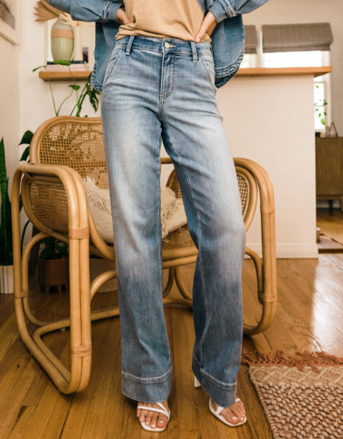 Mid-Rise | Flare | Wide Hem Jeans