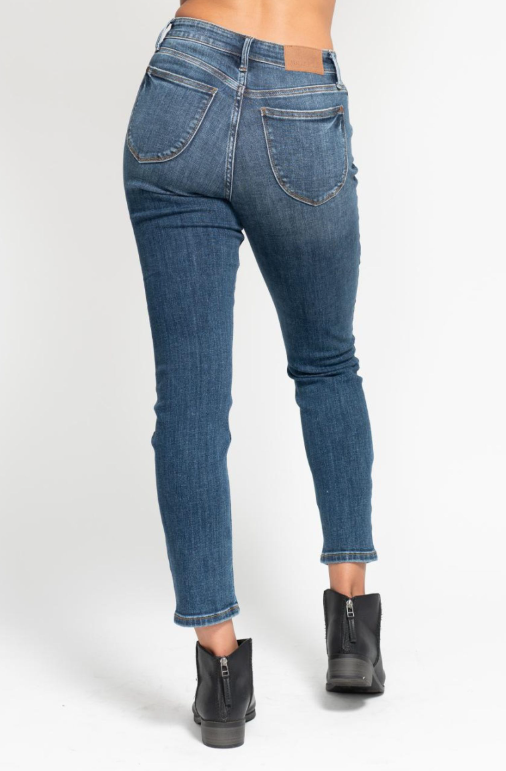 High Waist | Slim | Shield Back Pocket Jeans