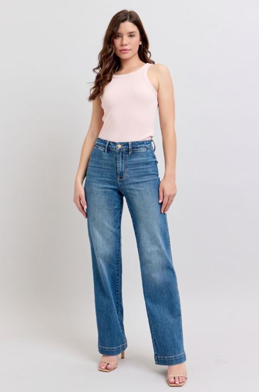 High Waist | Straight | Contrast Thread Jeans