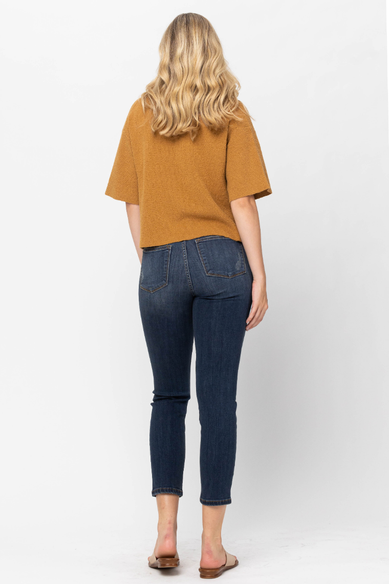 Mid Rise | Relaxed | Minimally Distressed Jeans