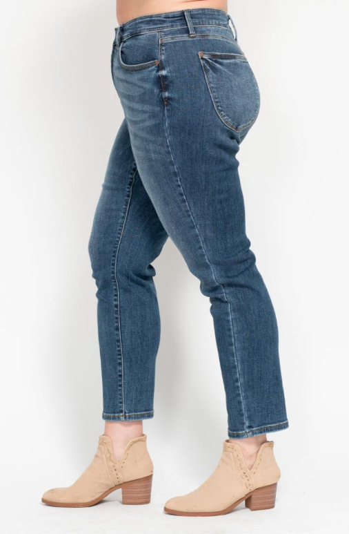 High Waist | Slim | Shield Back Pocket Jeans