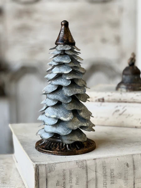 Shimmer Scallop Pine Trees