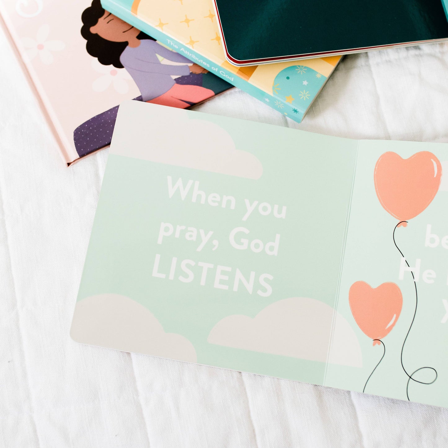 Board Book | God Listens When I Pray