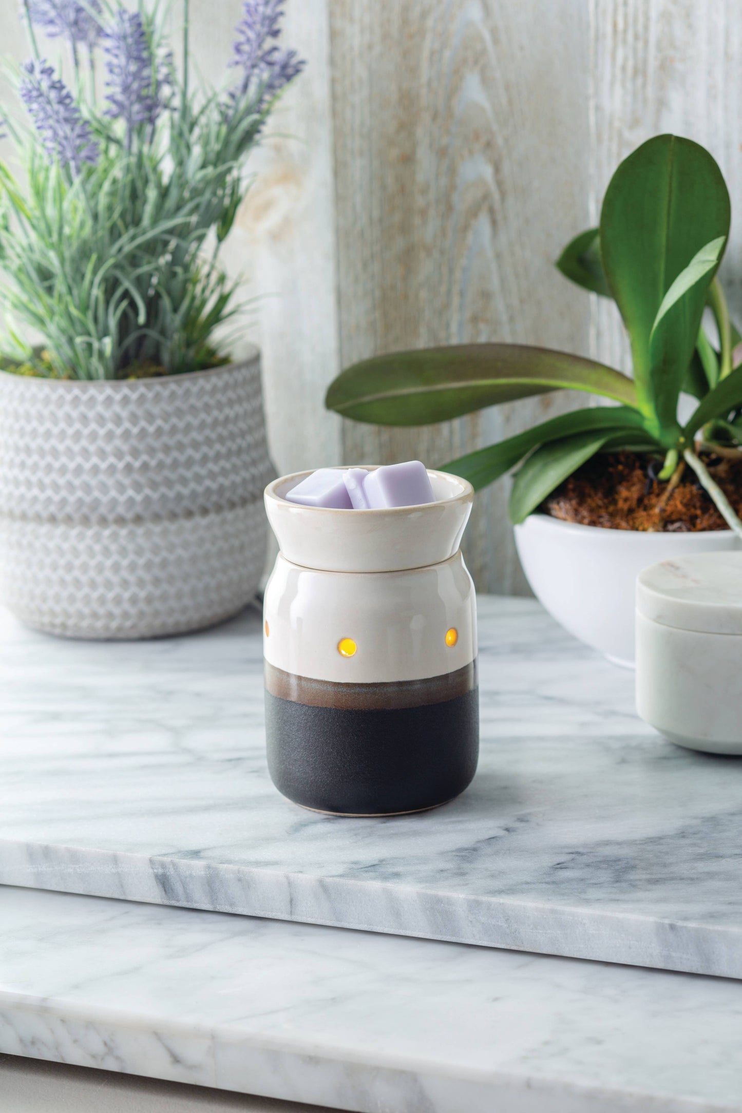 Midsize Illumination Warmer | Ivory & Iron