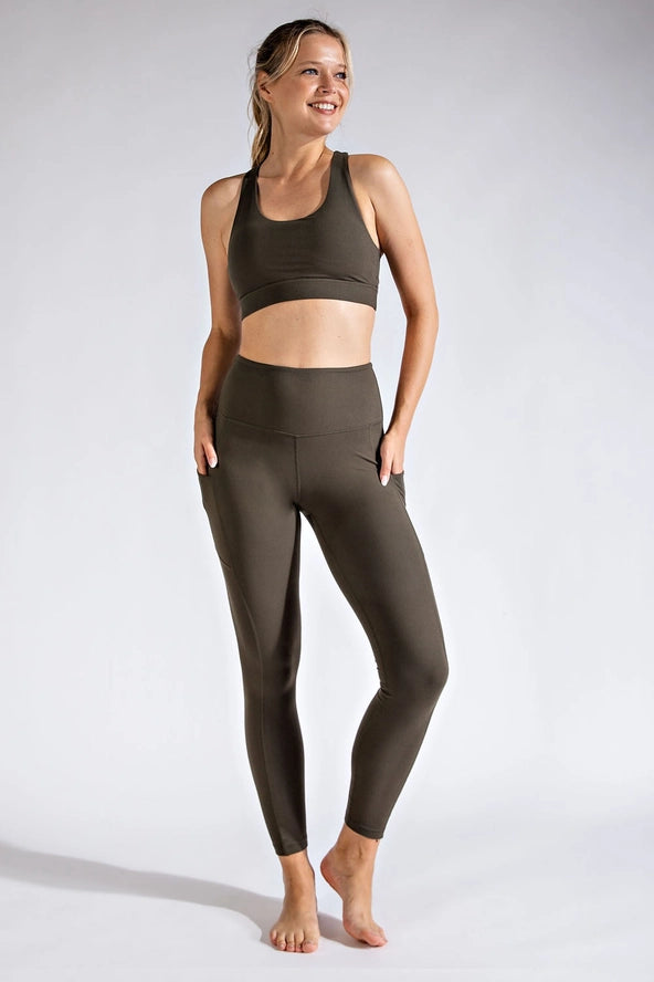 Butter Pocket Leggings | Olive