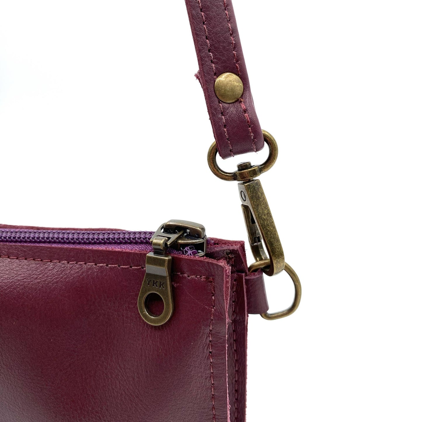 Essential Crossbody in Mulberry