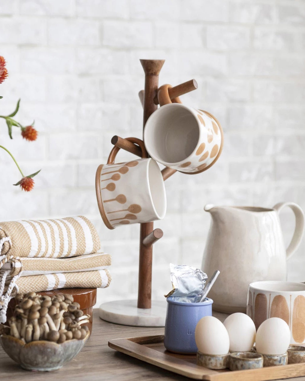 Mango Wood & Marble Mug Rack