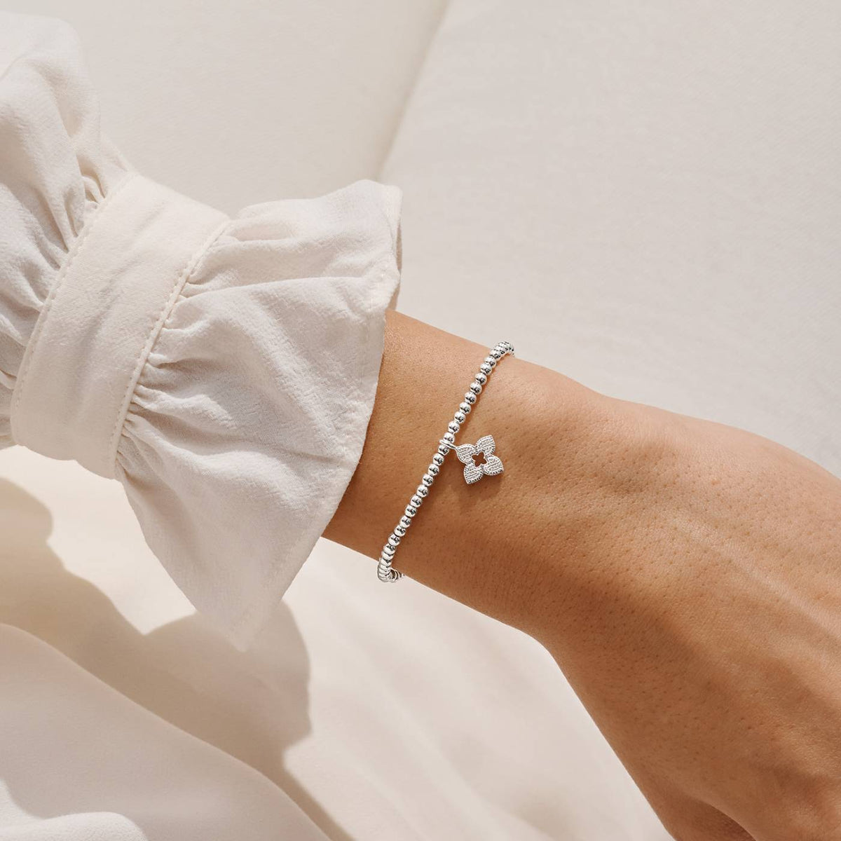 A Little 'There's No Better Mom Than You' Bracelet
