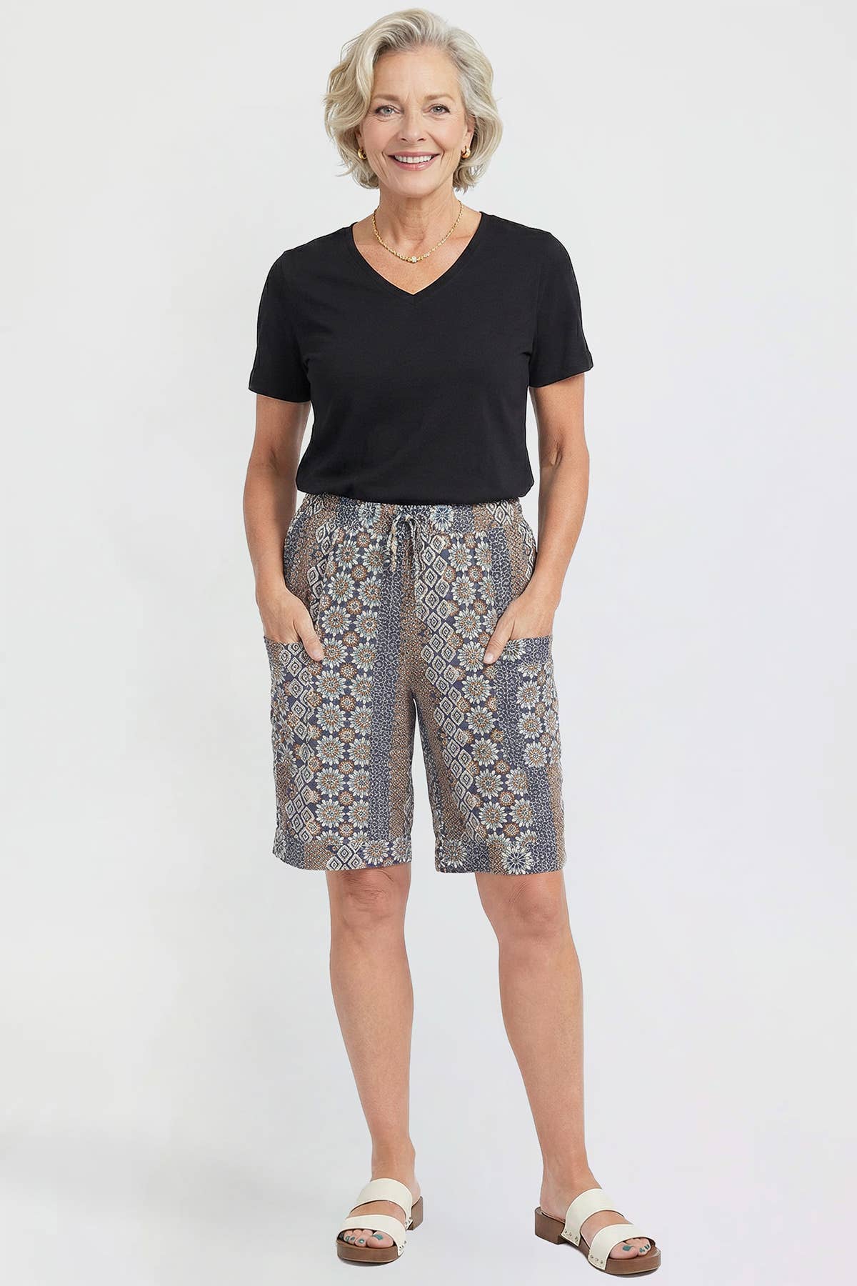 Elastic Waist Bermuda