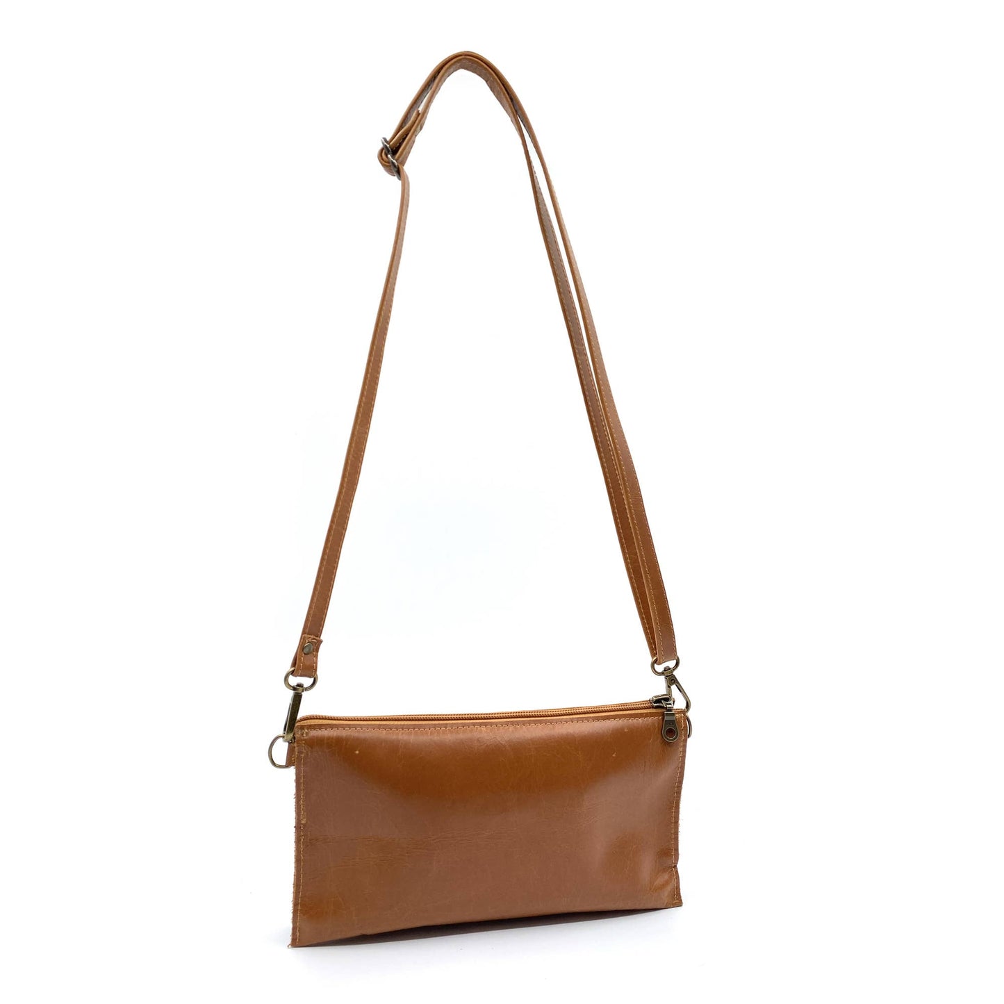 Essential Crossbody in Cognac