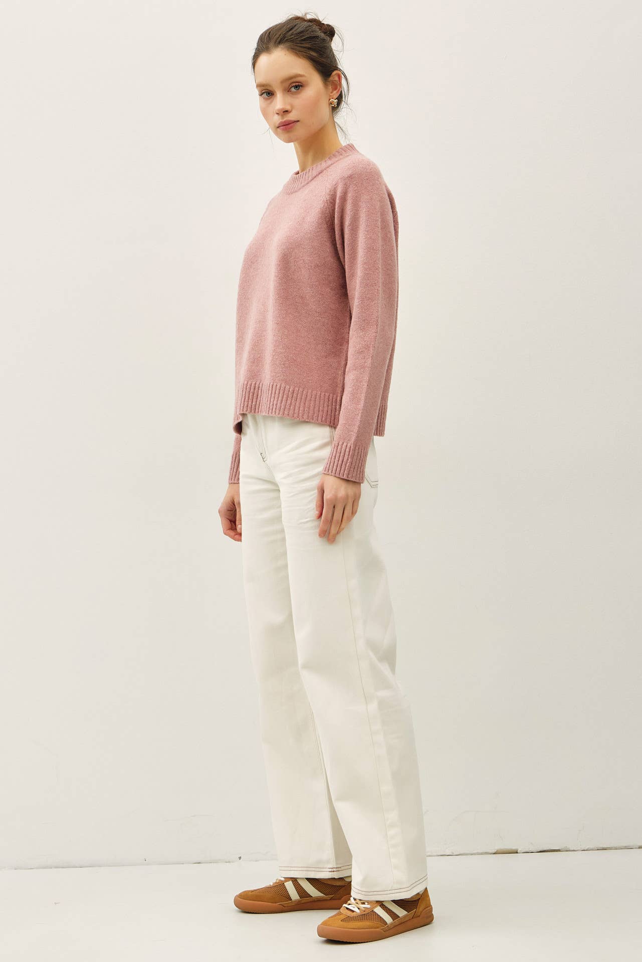 Ribbed Detail Classic Crewneck Sweater