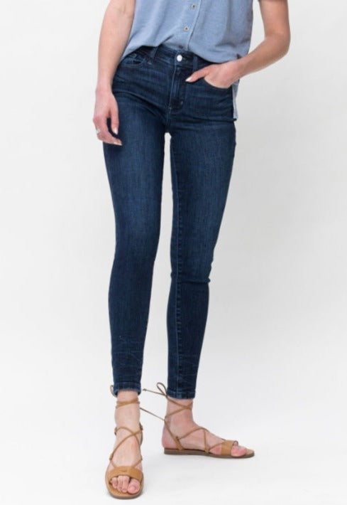 Mid-Rise | Skinny | Classic Crinkle Ankle Jeans