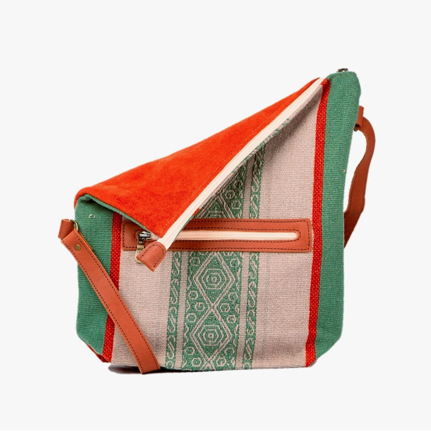 Foldover Crossbody Savanna The English Garden