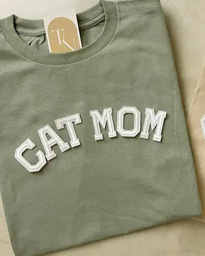 Cat Mom T-shirt