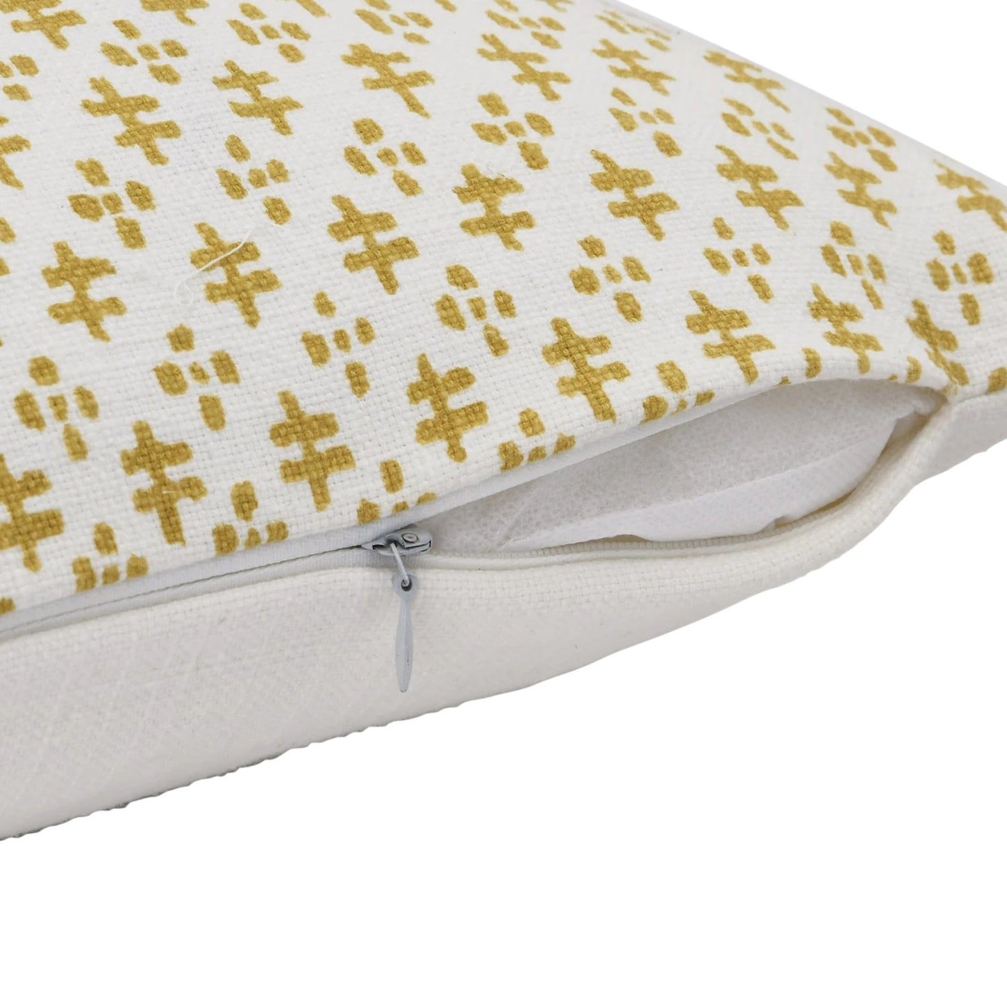 Cotton Pillow w/ Pattern & Tassels