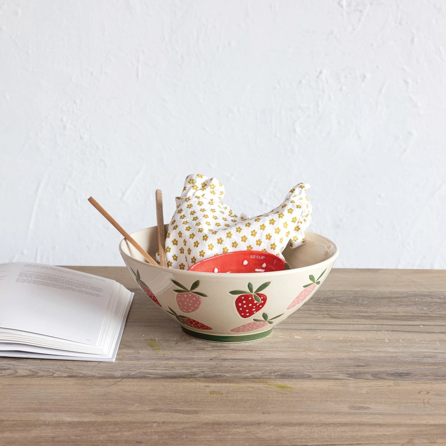 Stoneware Bowl w/ Strawberries