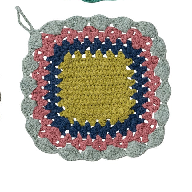 Crocheted Scalloped Pot Holder