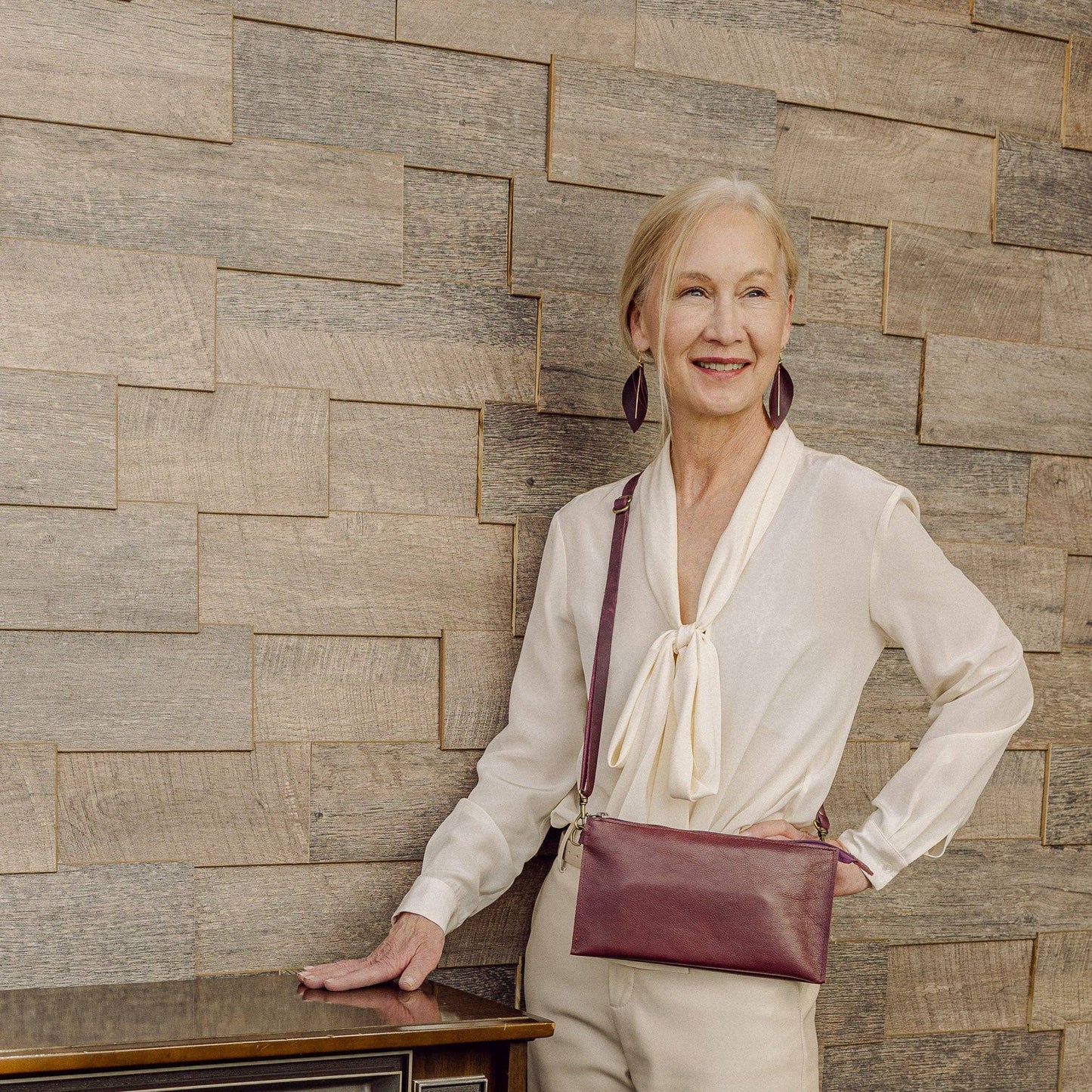 Essential Crossbody in Mulberry