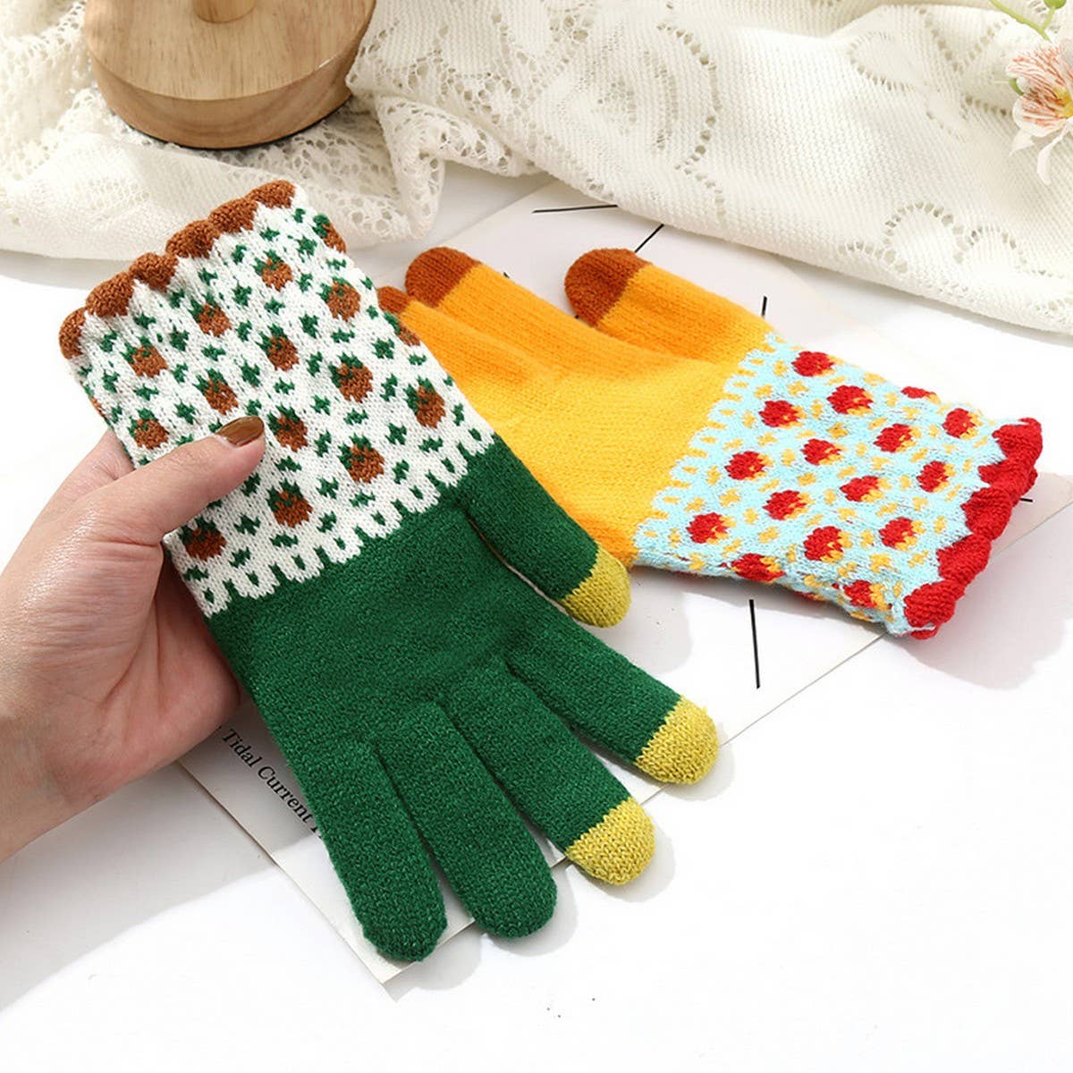 Cute Knit Touchscreen Gloves