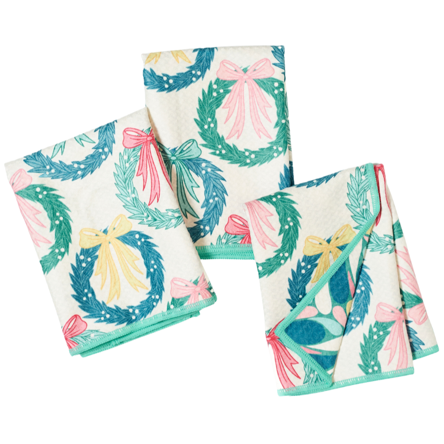 Mighty Mini Towel | Neighbors Wreath