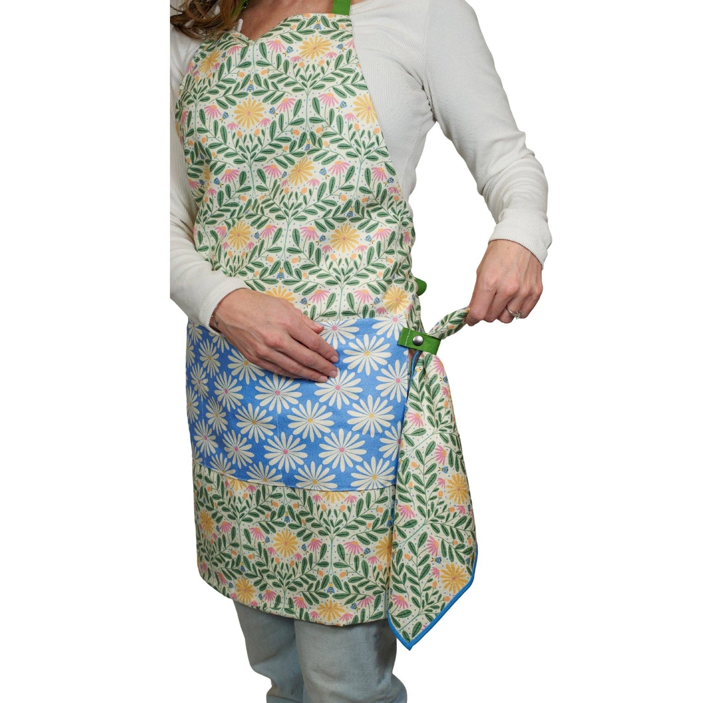 Attach and Go Apron | All a Buzz