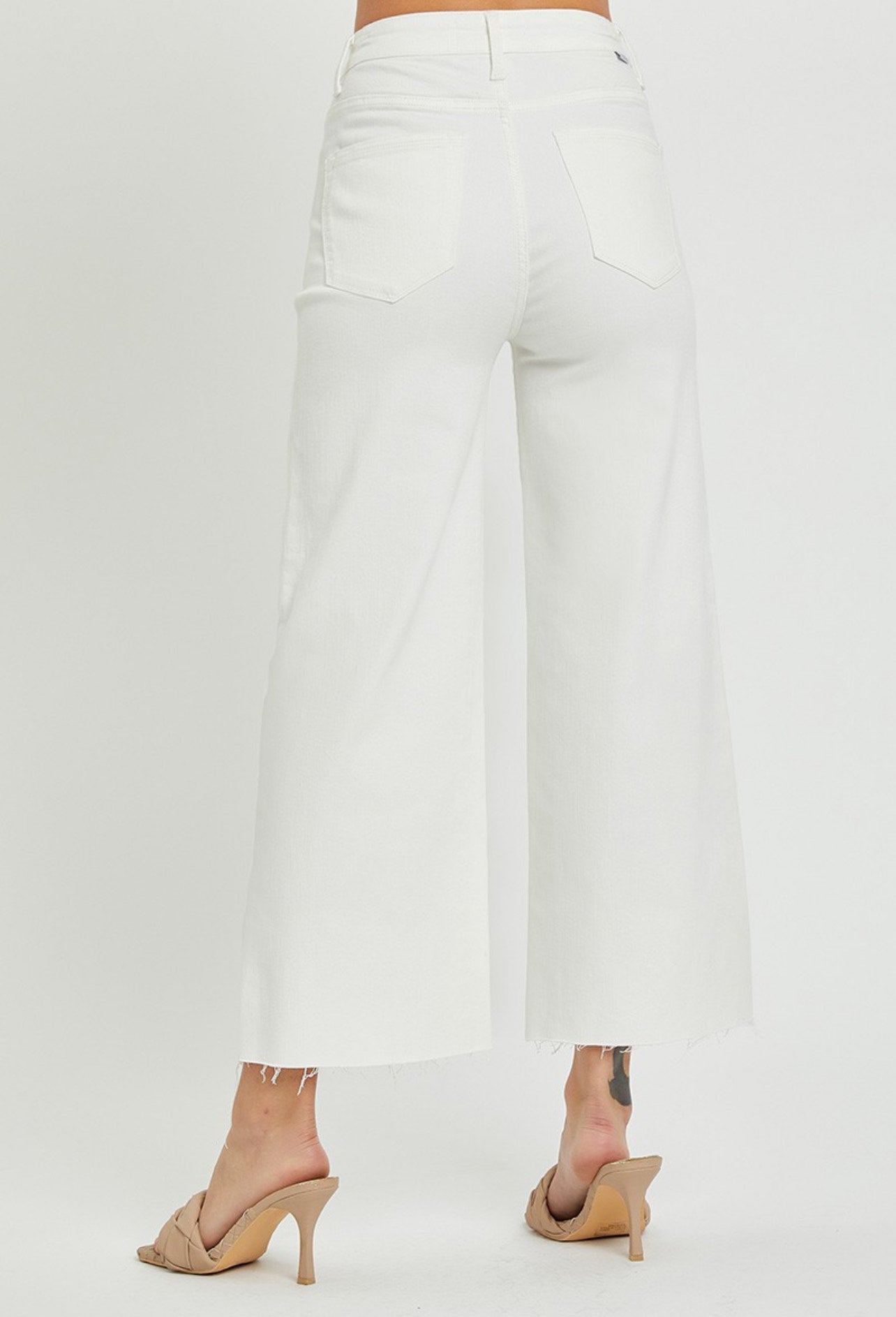 RISEN | Wide Leg Crop | White