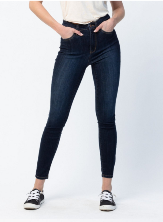 High Waist | Skinny | Back Phone Pocket Jeans