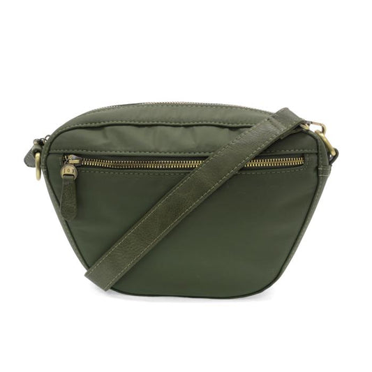 Queenie Travel Crossbody