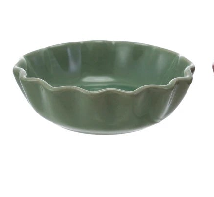 Stoneware Scalloped Bowl
