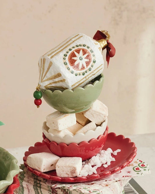 Stoneware Scalloped Bowl