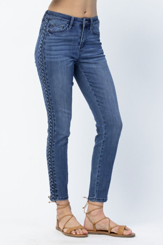 Mid-Rise | Relaxed | Braid Detail Jeans